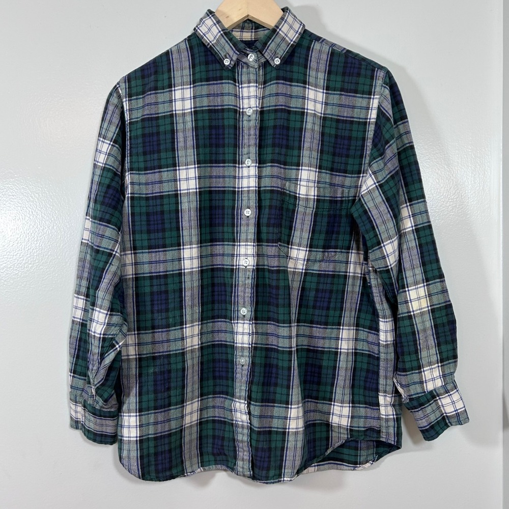 LL Bean Women's 8 Plaid Button-Down Shirt Green Blue White 100% Cotton